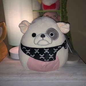 8” elanor squishmallow